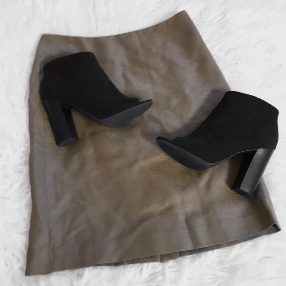 Ann Klein Skirt